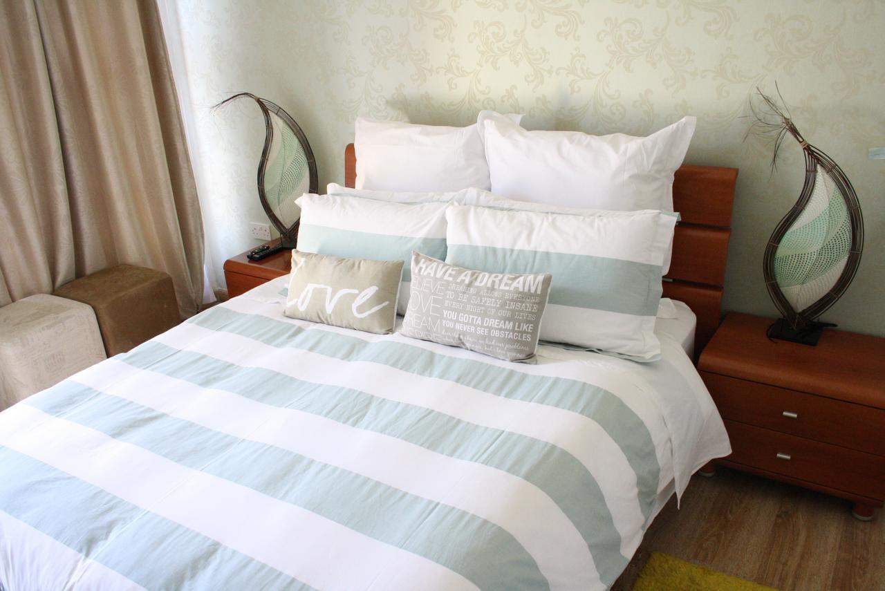 Sunflower Court Bed And Breakfast Gaborone Bagian luar foto